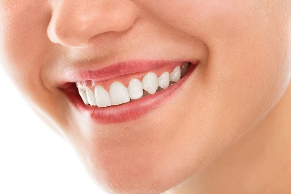 Tooth Whitening: What You Need to Know to Get a Bright Smile
